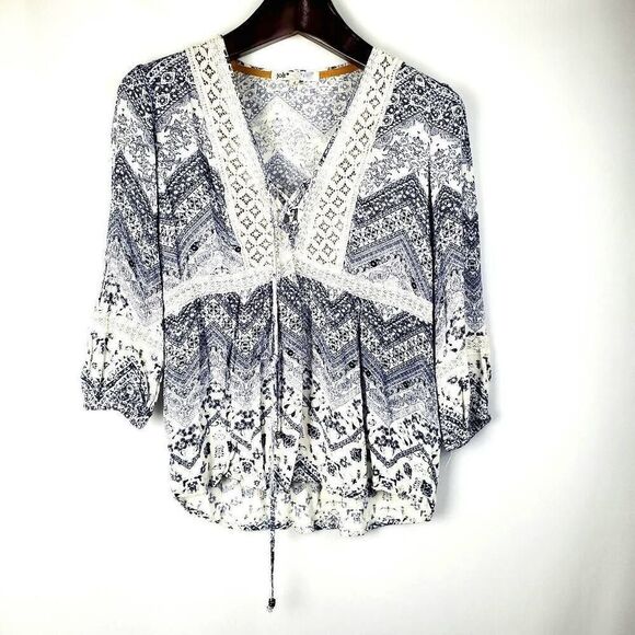 Jolt Size Small Juniors Blue Floral Top - Picture 1 of 8